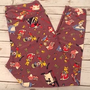Alice in wonder land Lularoe leggings